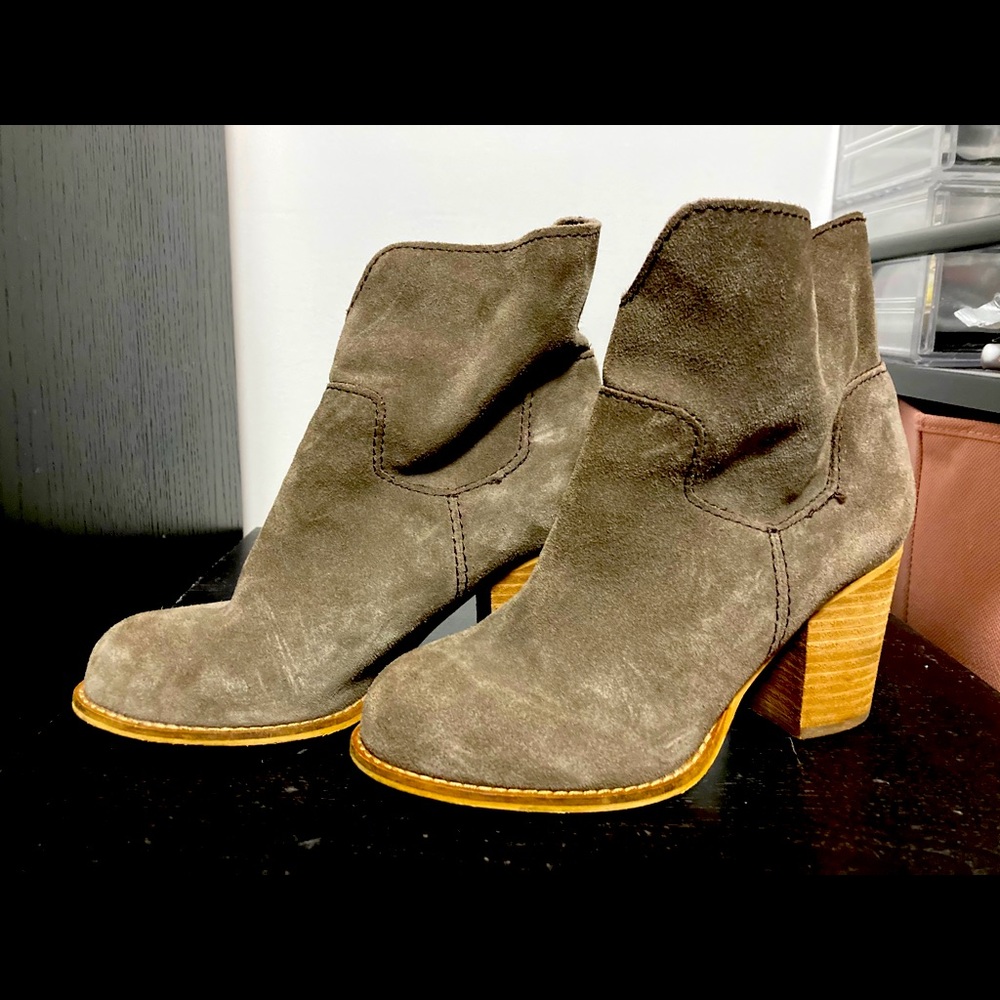 Brown Splendid Ankle Booties